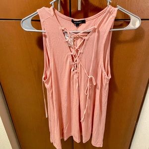 Pink tank top with lacero front